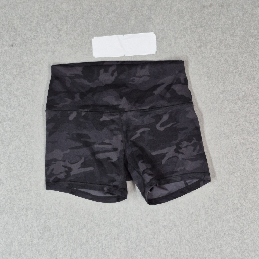 Lululemon Women Activewear Shorts 4 Black Camouflage Align